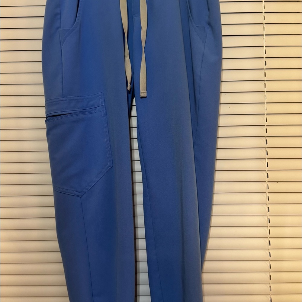 Figs Women’s Ceil Blue Zamora Jogger Scrub Pants